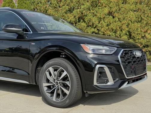 2024 Audi Q5 45 S line Premium