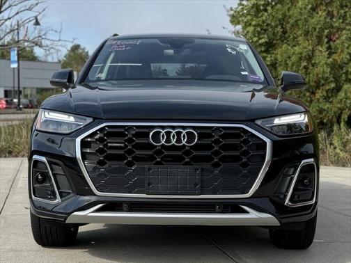 2024 Audi Q5 45 S line Premium