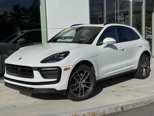2025 Porsche Macan