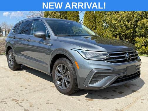 Platinum Gray Metallic 2024 Volkswagen Tiguan 2.0T SE 4MOTION