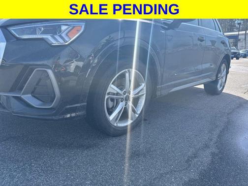 2023 Audi Q3 Premium 45 TFSI S line quattro Tiptronic