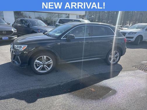 2023 Audi Q3 Premium 45 TFSI S line quattro Tiptronic