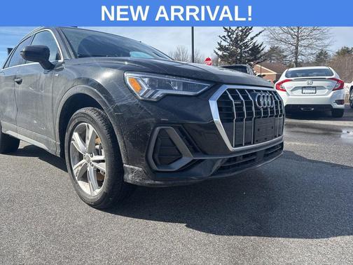 2023 Audi Q3 Premium 45 TFSI S line quattro Tiptronic