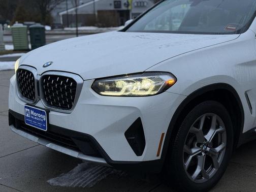 2023 BMW X4 xDrive30i