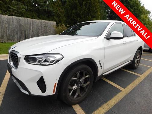 2023 BMW X4 xDrive30i