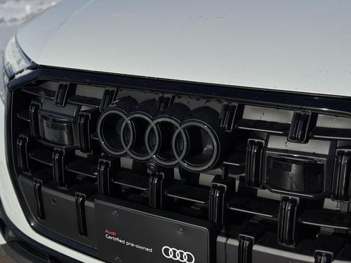 2025 Audi Q7 45 Premium
