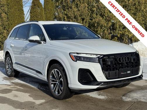 2025 Audi Q7 45 Premium