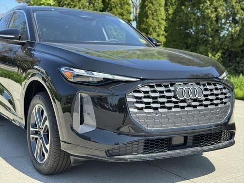 2025 Audi Q5 Premium