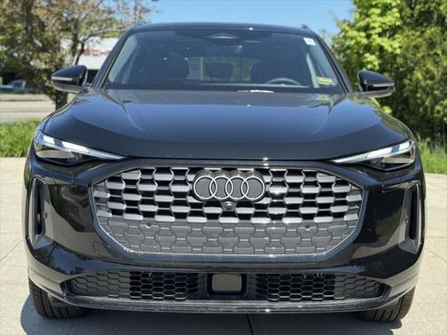 2025 Audi Q5 Premium
