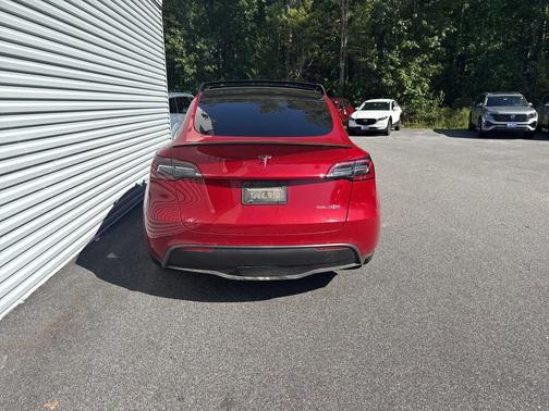 2022 Tesla Model Y Performance Dual Motor All-Wheel Drive