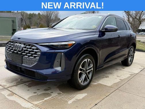 2025 Audi Q5 Premium TFSI quattro S tronic