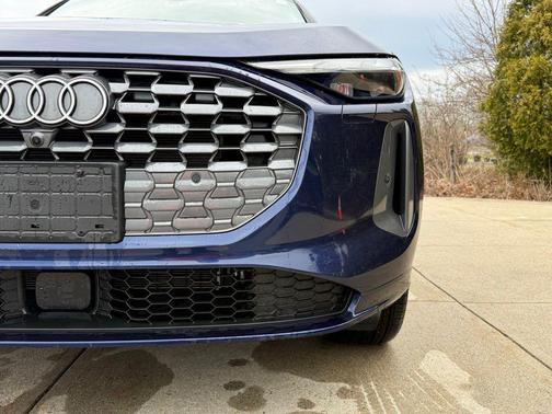 Navarra Blue Metallic 2025 Audi Q5 Premium TFSI quattro S tronic