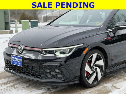 2022 Volkswagen Golf GTI 2.0T SE DSG