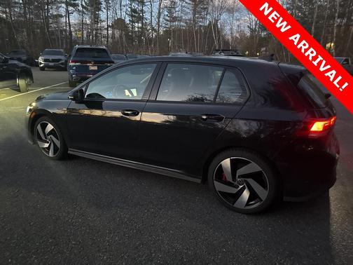 2022 Volkswagen Golf GTI 2.0T SE DSG