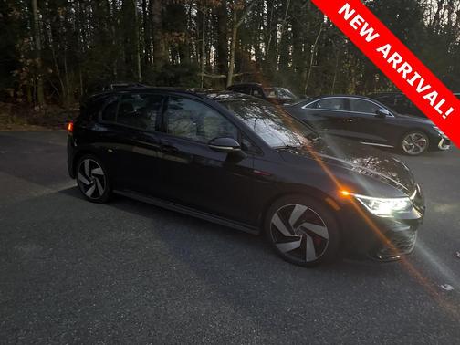 2022 Volkswagen Golf GTI 2.0T SE DSG