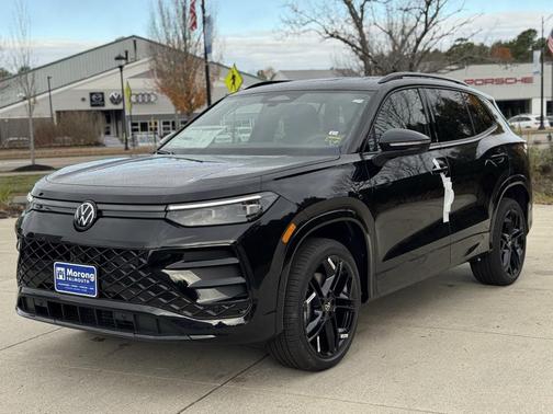 2026 Volkswagen Tiguan 2.0T SE R-Line Black 4MOTION