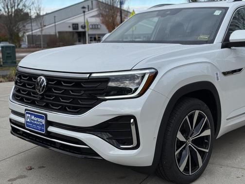 2026 Volkswagen Atlas 2.0T SEL Premium R-Line 4MOTION