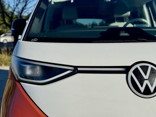 2025 Volkswagen ID. Buzz 1st Edition with 4MOTION