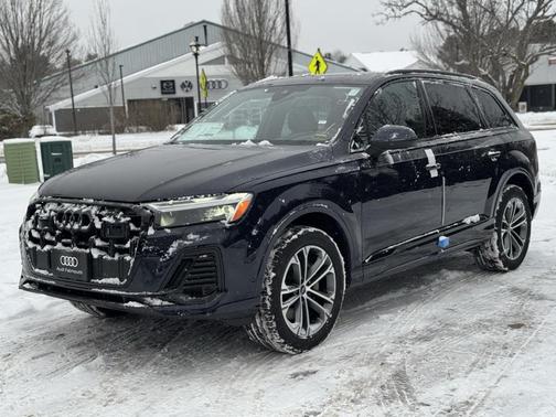 2026 Audi Q7 45 Premium