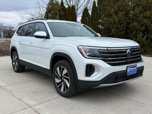White 2026 Volkswagen Atlas 2.0T SE w/Technology 4MOTION