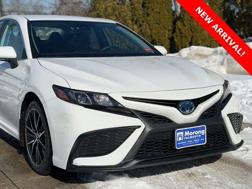 2024 Toyota Camry Hybrid SE