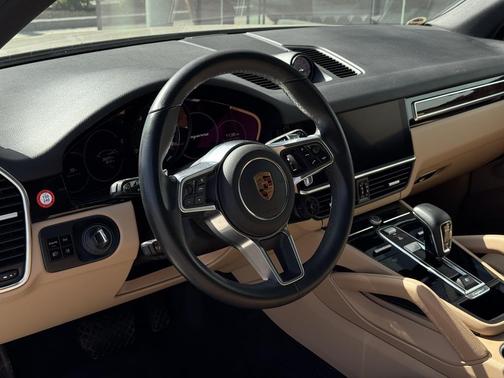2021 Porsche Cayenne Cayenne