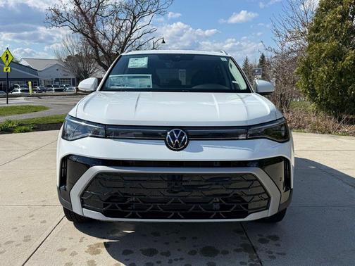 Pure White 2026 Volkswagen Taos SEL