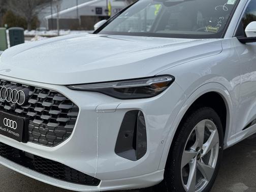 2025 Audi Q5 Premium Plus TFSI quattro S tronic