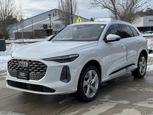 2025 Audi Q5 Premium Plus TFSI quattro S tronic