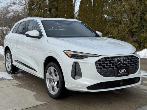 2025 Audi Q5 Premium Plus TFSI quattro S tronic