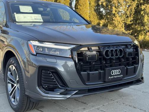 2026 Audi Q7 45 Premium