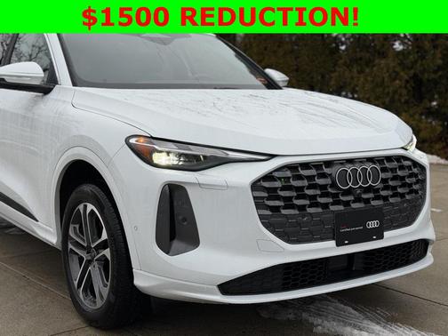 2025 Audi Q5 Premium TFSI quattro S tronic