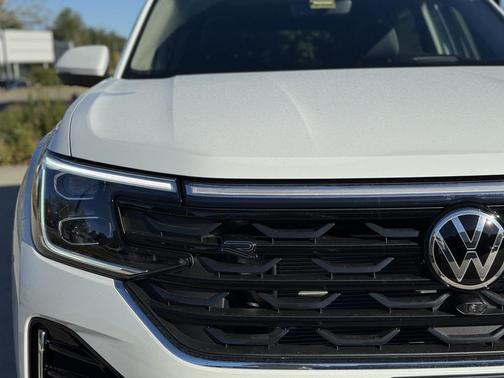 2026 Volkswagen Atlas 2.0T SEL Premium R-Line 4MOTION