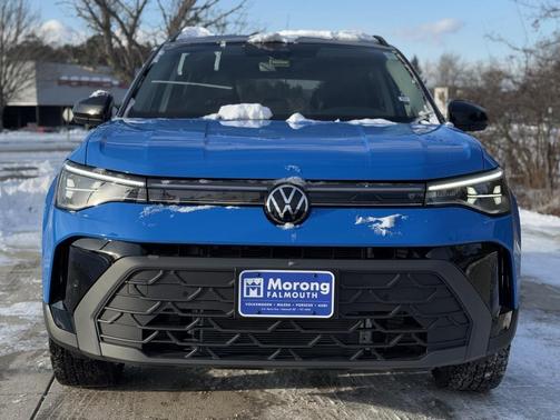 2025 Volkswagen Taos 1.5T SE Black
