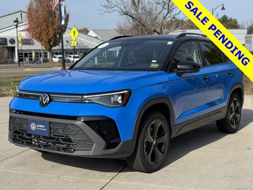 2025 Volkswagen Taos 1.5T SE Black