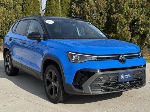 2025 Volkswagen Taos 1.5T SE Black