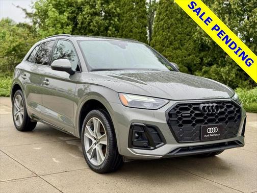 2025 Audi Q5 45 S line Premium