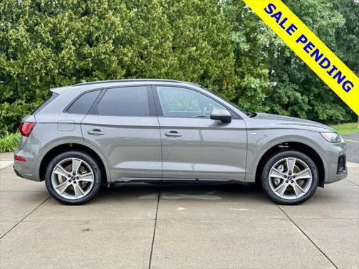 2025 Audi Q5 45 S line Premium