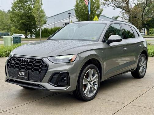 2025 Audi Q5 45 S line Premium