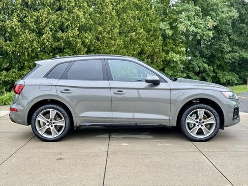 2025 Audi Q5 45 S line Premium
