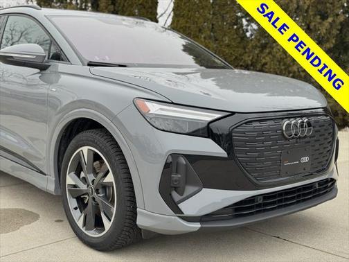 2025 Audi Q4 e-tron Premium Plus 55 quattro