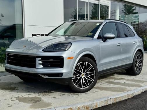 2024 Porsche Cayenne Base (Tiptronic)