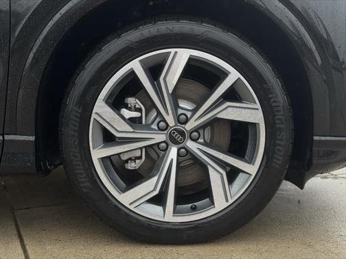 2025 Audi Q4 e-tron Sportback Premium Plus 55 quattro