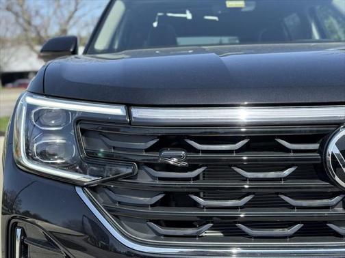 2025 Volkswagen Atlas 2.0T SEL Premium R-Line 4MOTION