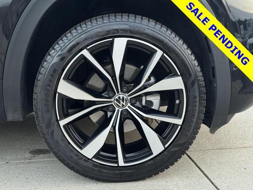 2024 Volkswagen Atlas 2.0T SEL Premium R-Line 4MOTION