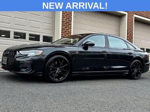 Mythos Black Metallic 2022 Audi A8 L 55 TFSI quattro Tiptronic