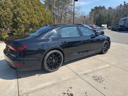 2022 Audi A8 L 55 TFSI quattro Tiptronic