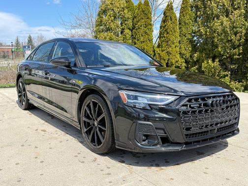 Mythos Black Metallic 2022 Audi A8 L 55 TFSI quattro Tiptronic