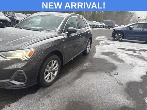 2023 Audi Q3 Premium 45 TFSI S line quattro Tiptronic