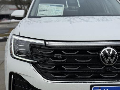 2026 Volkswagen Atlas 2.0T SEL Premium R-Line 4MOTION